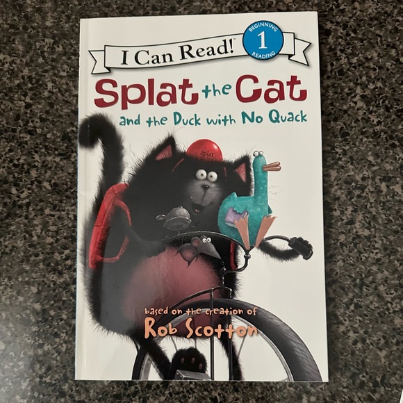 Splat the Cat Adventure Book Set
Beginning Reading - Level 1 by Rob Scotton - Picture 3 of 7